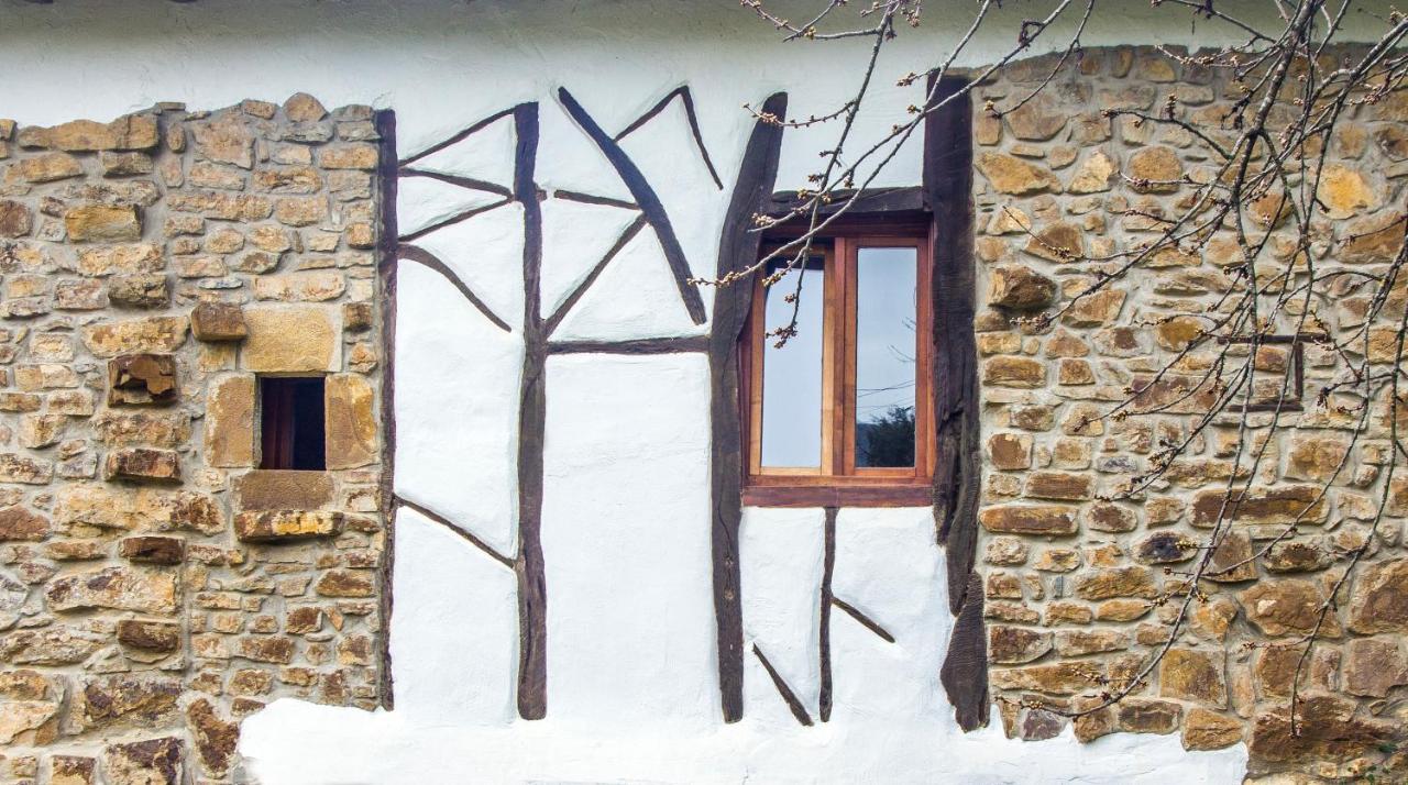 El Desvan Armano Exteriör bild